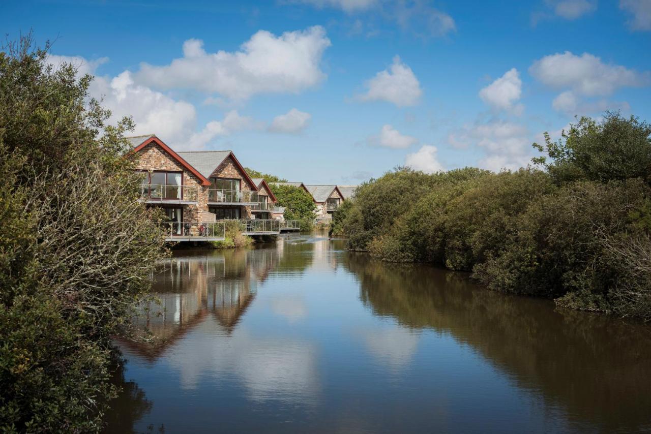 Kingfisher Hot Tub & Log Burner House On Premium Lakeside With Resort Facilities St Columb Major Buitenkant foto